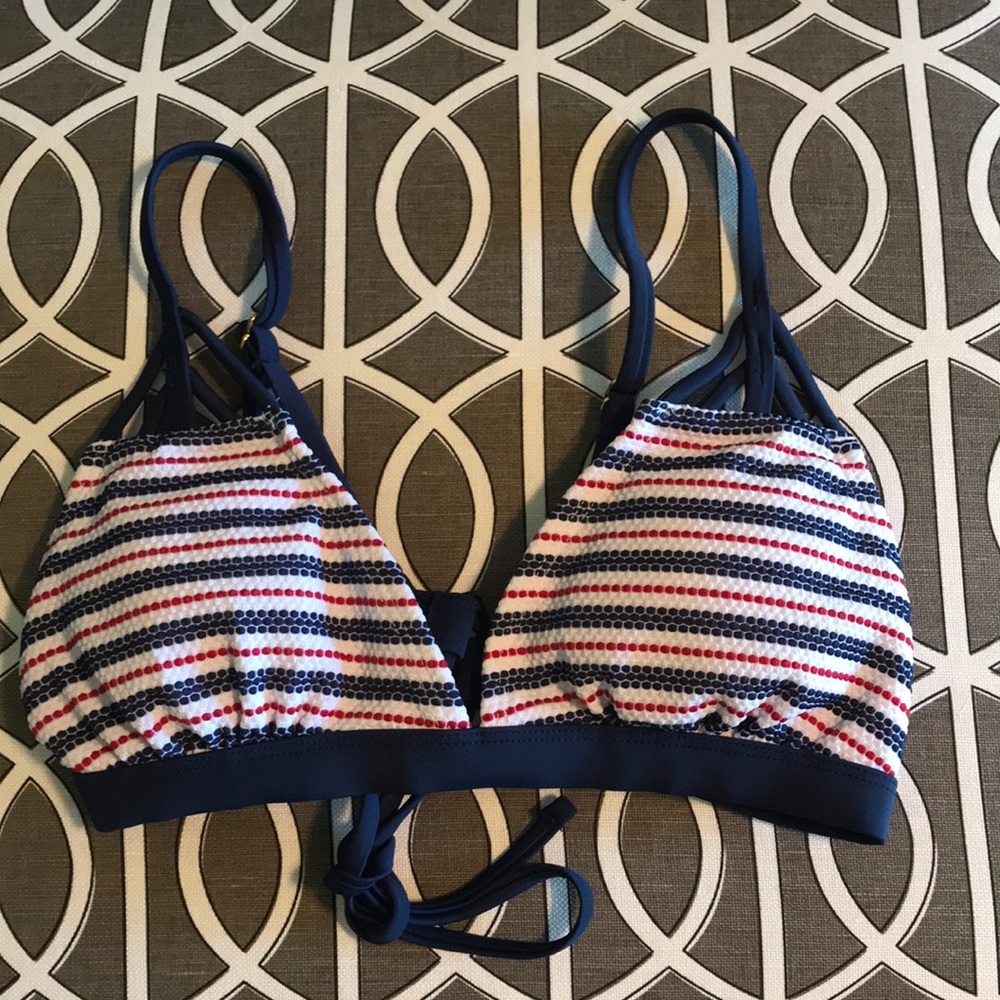 Bikini top